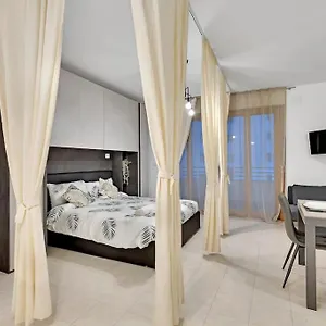 Private Parking-terrace10 Min To Linate Airport Milano